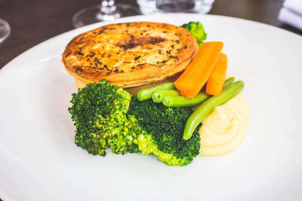 Audleys Wood Hotel, Basingstoke Bagian luar foto