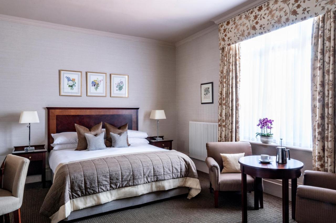 Audleys Wood Hotel, Basingstoke Bagian luar foto