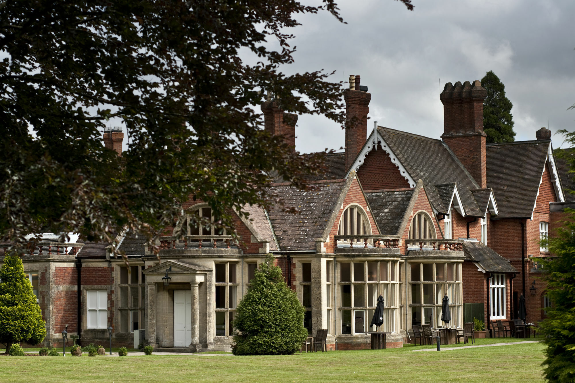Audleys Wood Hotel, Basingstoke Bagian luar foto